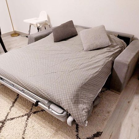 Cosy Home 2, 2 Chambres, 6 Personnes, 3 Min Gare, Parking Cergy Eksteriør bilde